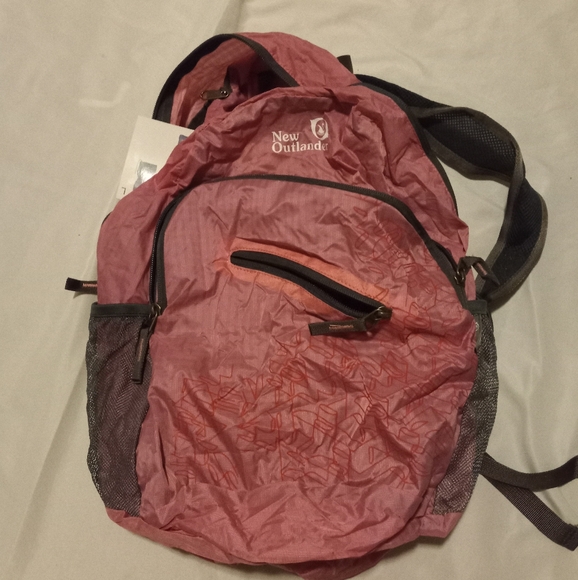 NEW Pink Outlander Ultra Lightweight Packable Water Resistant backpack - Picture 1 of 14